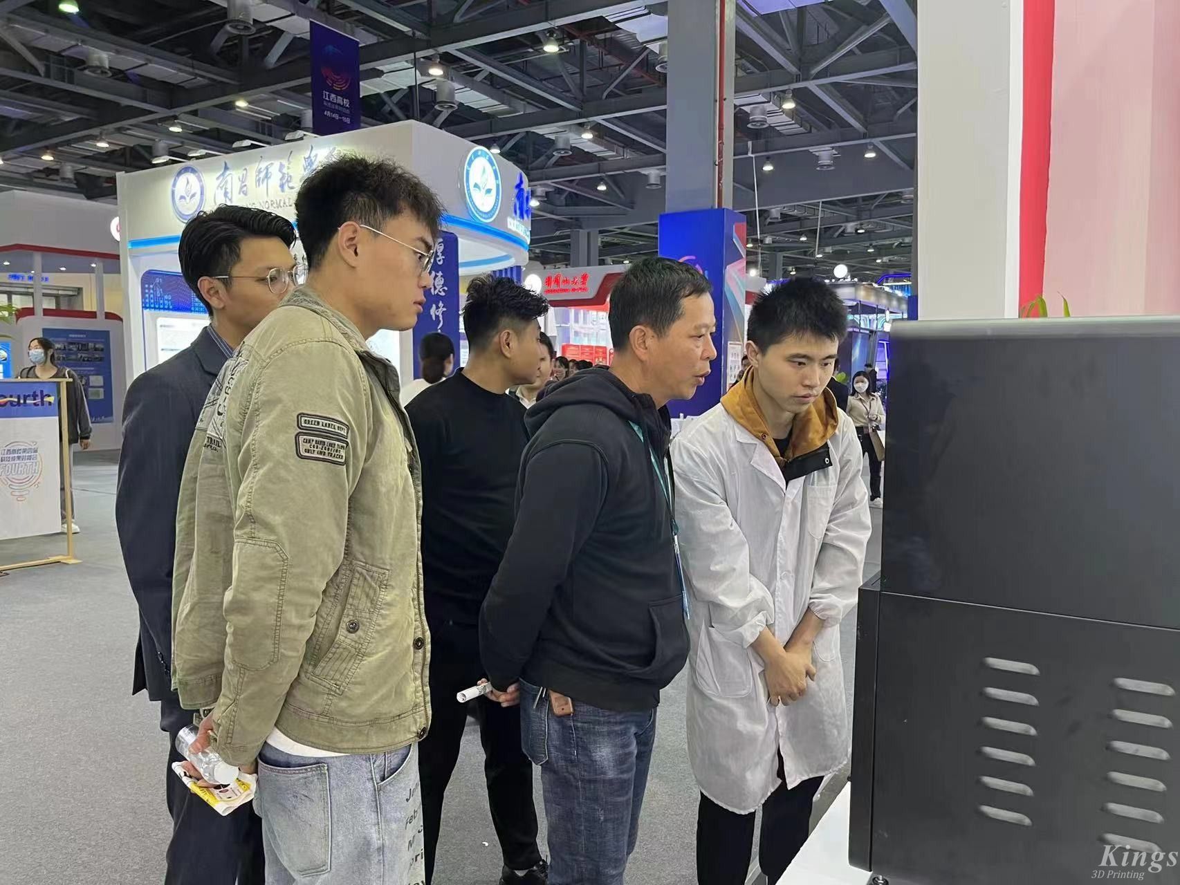 金石三維陶瓷3D打印解決方案亮相第四屆江西高?？萍汲晒麑?duì)接會(huì)
